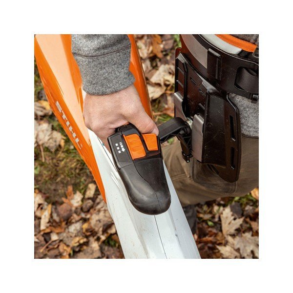 Souffleur à batterie BGA200 NU + accessoire portatif hanches STIHL | Compact, Robuste & Sécurisé – Image 8